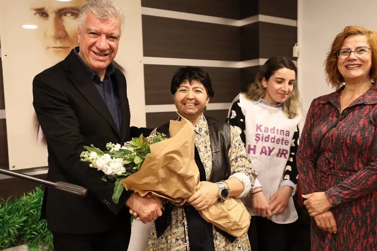 İzmir Narlıdere'de kadına şiddete karşı güç birliği