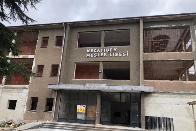 Bursa’da öğrenciler yeni okul binalarına kavuşacak mı?