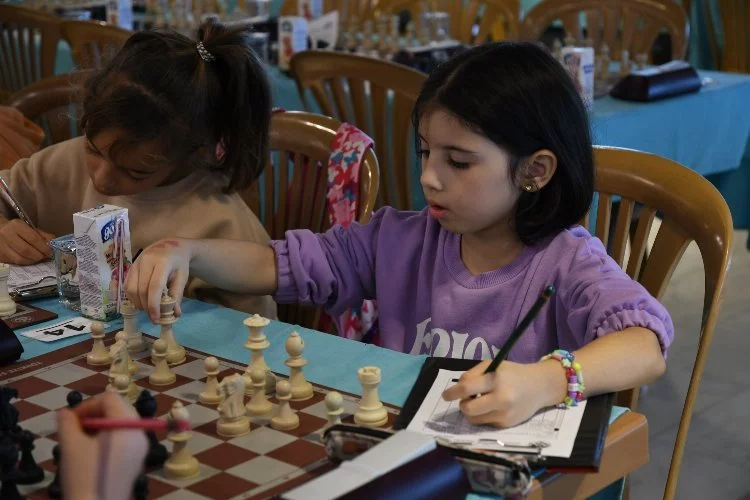 Sivas'ta Başöğretmen Atatürk Satranç Turnuvası başladı